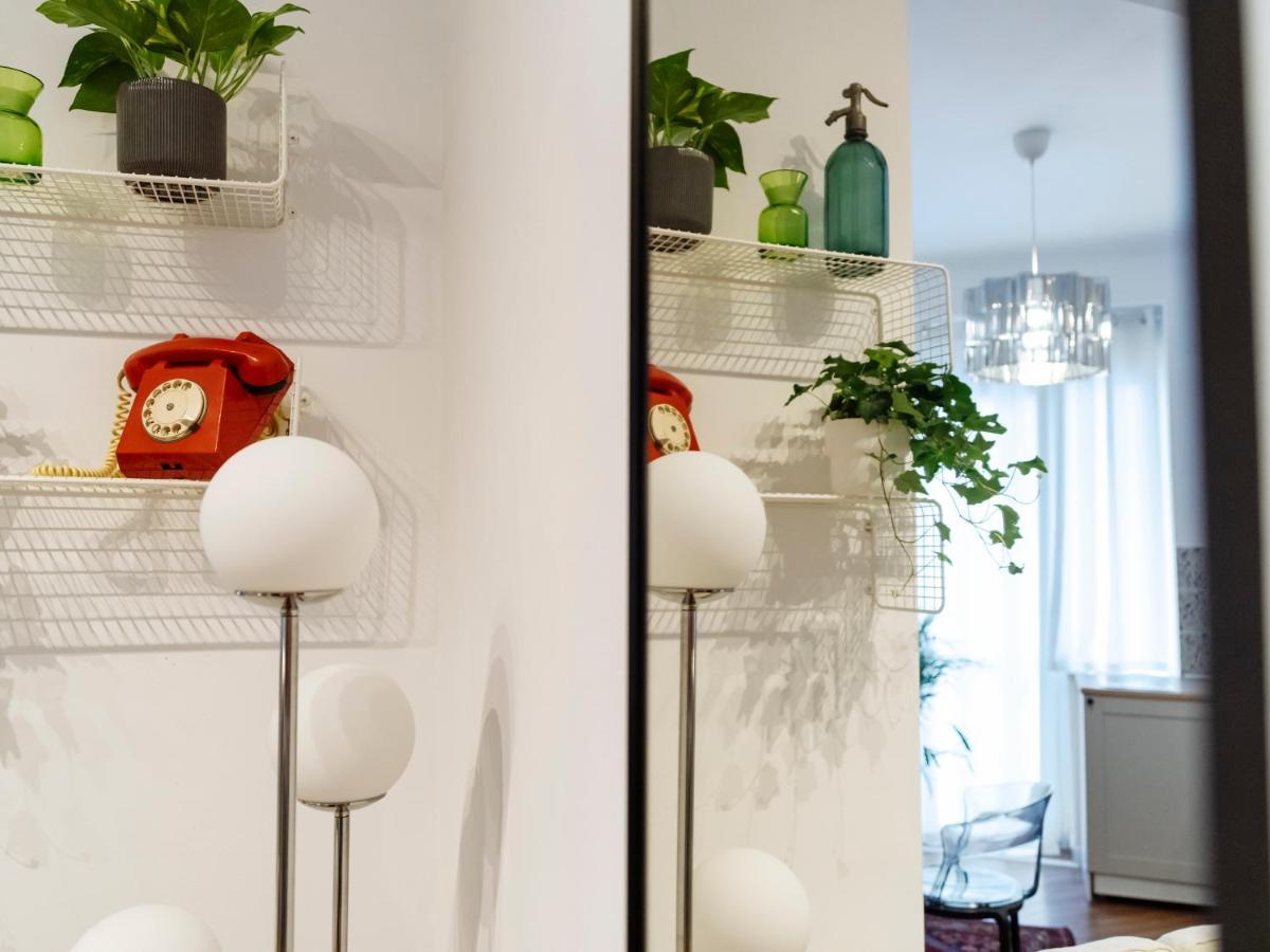 Lovely Vintage Double Studio In City Center Bukares Bagian luar foto