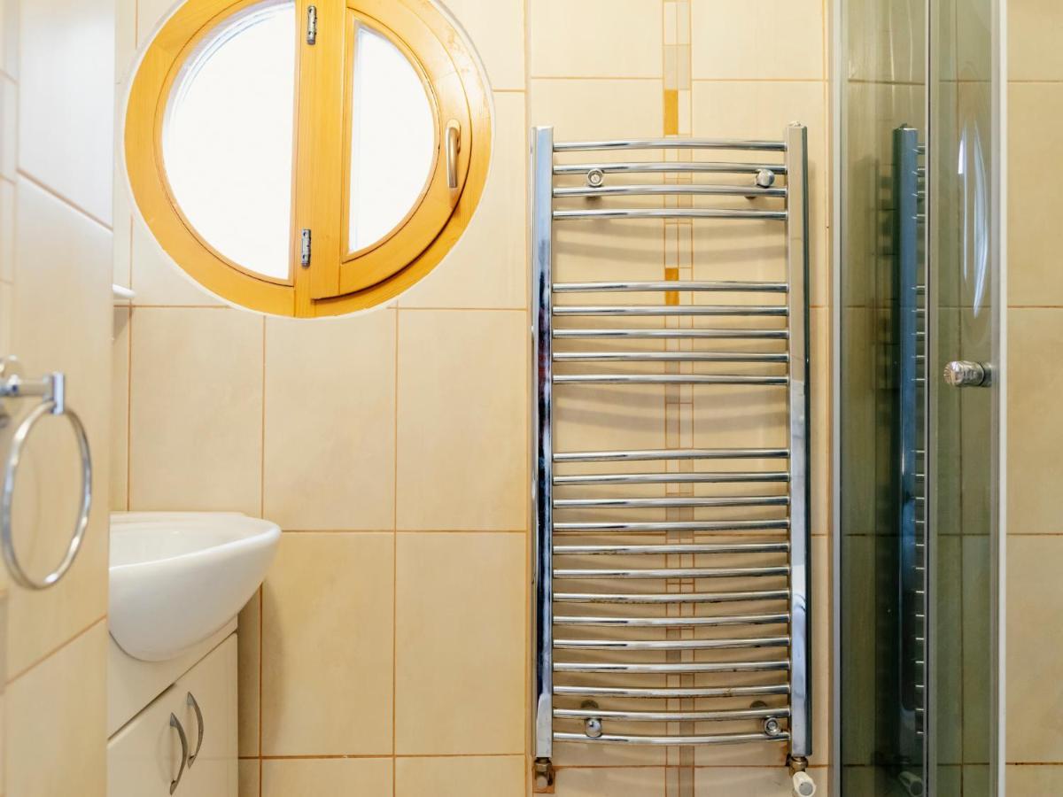 Lovely Vintage Double Studio In City Center Bukares Bagian luar foto